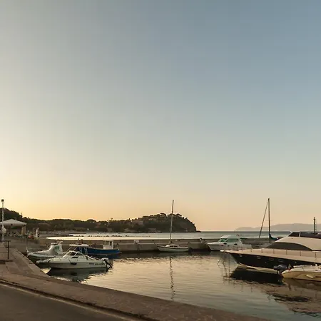 La Vecchia Scuola *