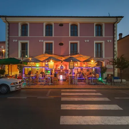 La Vecchia Scuola Lägenhet *
