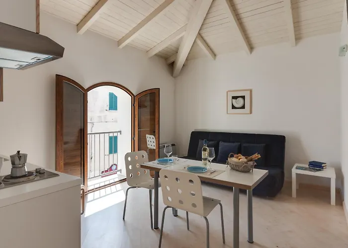 La Vecchia Scuola Cavo