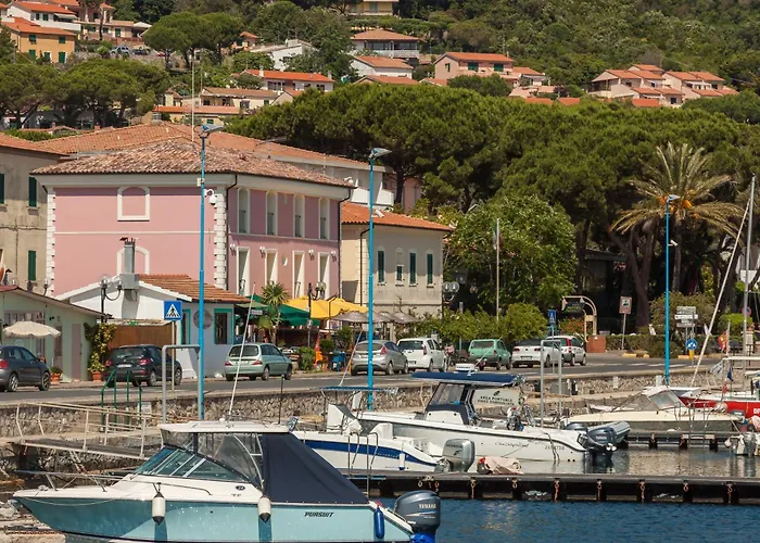 La Vecchia Scuola Каво