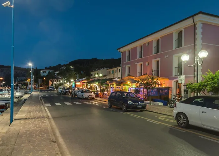 アパート La Vecchia Scuola *