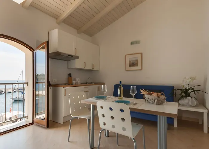 アパート La Vecchia Scuola カーヴォ